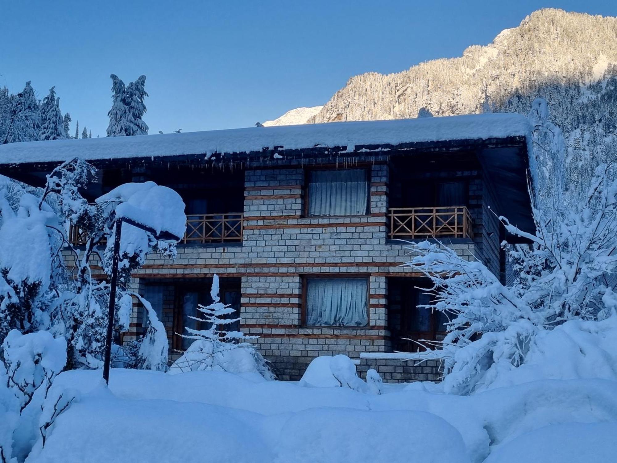 Banon Resorts Manāli Zewnętrze zdjęcie